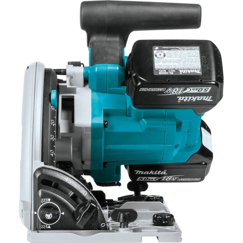 Sierra circular inalámbrica sin escobillas Makita 18V X2 LXT 6-1/2 pulg con sumergimiento, 2 baterías 5.0 Ah con riel guía - XPS01PTJBL1850B.
