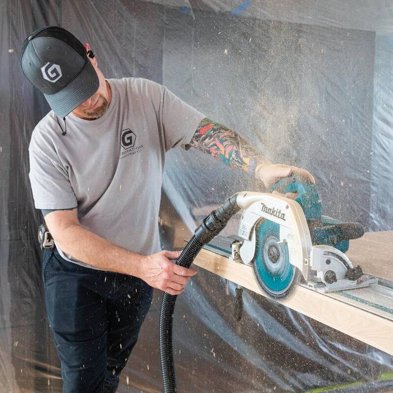 Sierra circular inalámbrica sin escobillas Makita 18V x2 LXT de iones de litio (36V) de 9-1/4 pulgadas con base compatible para riel guía (herramienta solamente) - XSH10Z