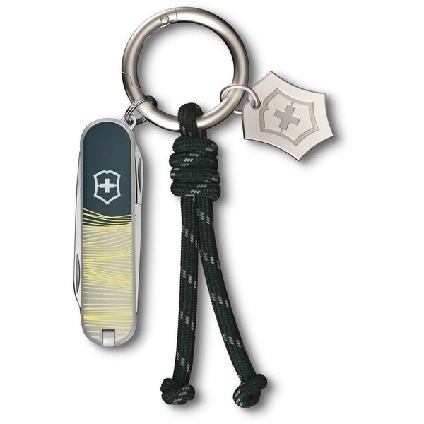 Swiss Army Brands 2024N Victorinox Classic Sd, Live To Explore, New York Style - VIC-0.6223.E223