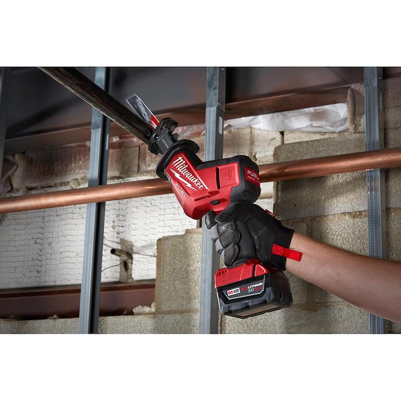 Milwaukee M18 FUEL 18-Volt Lithium-Ion Brushless Cordless Hackzall Saw Kit con aspiradora húmeda/seca M18 gratis - 2719-21-0880-20