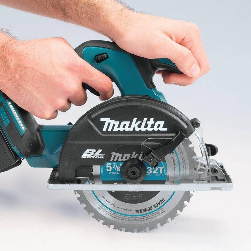 Sierra de corte de metal inalámbrica sin escobillas de 5-7/8" Makita 18V LXT de iones de litio (Herramienta solamente) - XSC02Z