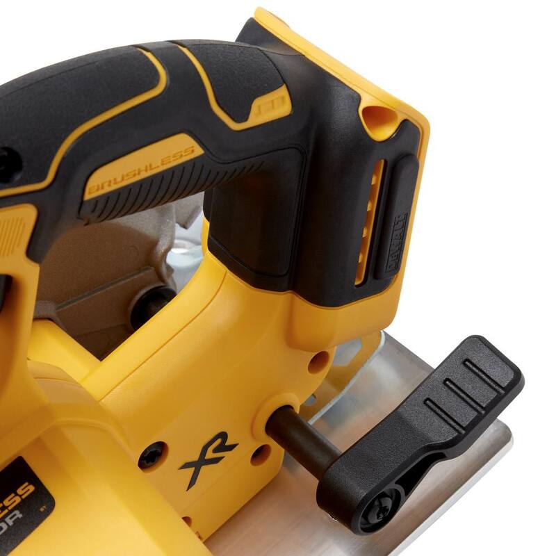 Sierra circular inalámbrica sin escobillas DEWALT 20V MAX de 7-1/4 pulgadas y (1) batería de iones de litio Premium 20V MAX de 5.0Ah - DCS570BW205