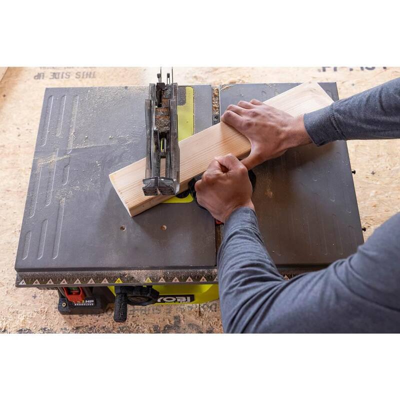 RYOBI ONE+ HP 18V Sierra de mesa compacta y portátil para sitio de trabajo inalámbrica sin escobillas de 8-1/4 in. Kit con (3) Baterías de 4.0 Ah y Cargador - PBLTS01K-PBP004