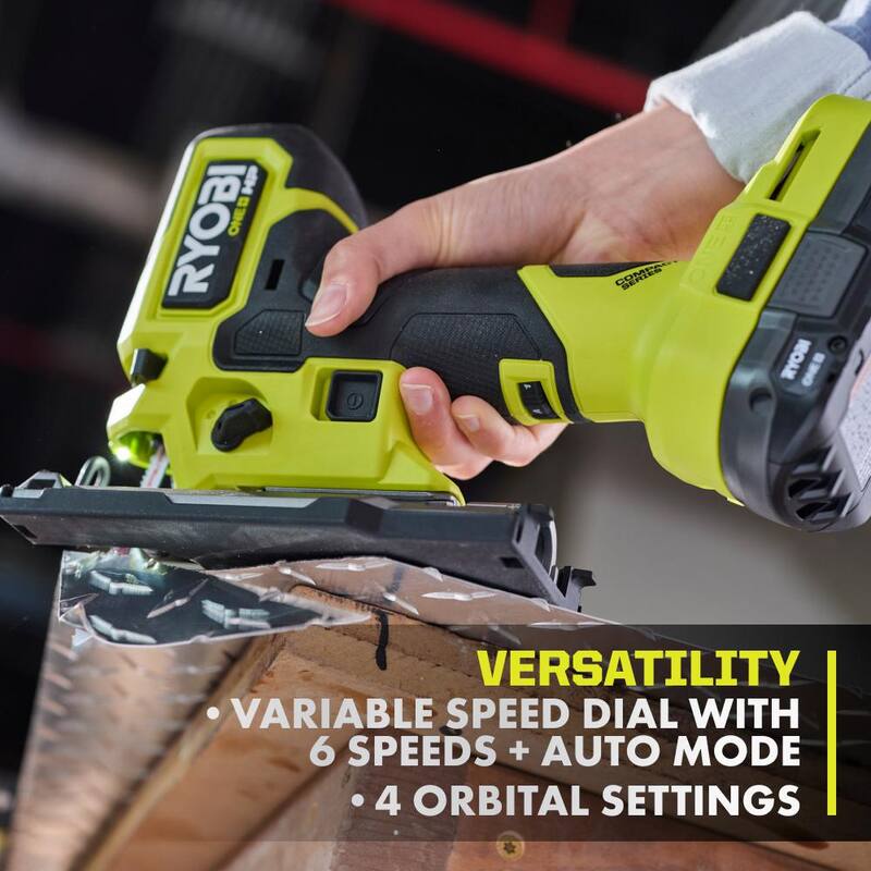 RYOBI ONE+ HP 18V Sierra de calar compacta inalámbrica con motor sin escobillas y empuñadura tipo barril, kit con batería de 2.0 Ah y cargador - PSBJS01K1