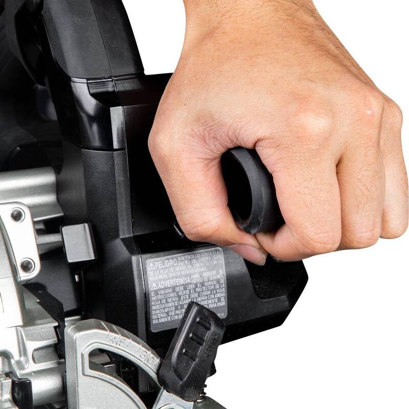 Sierra circular inalámbrica Makita de 18V y 6-1/2 pulgadas en Kit compacto LXT de iones de litio sin escobillas (2.0 Ah) - XSH04RB.