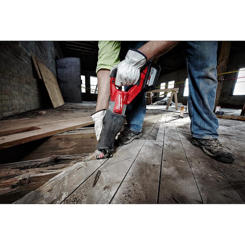 Milwaukee M18 FUEL 18V Sierra reciproca orbital inalámbrica Brushless de iones de litio SUPER SAWZALL y sierra de cinta (2 herramientas) - 2722-20-2729-20