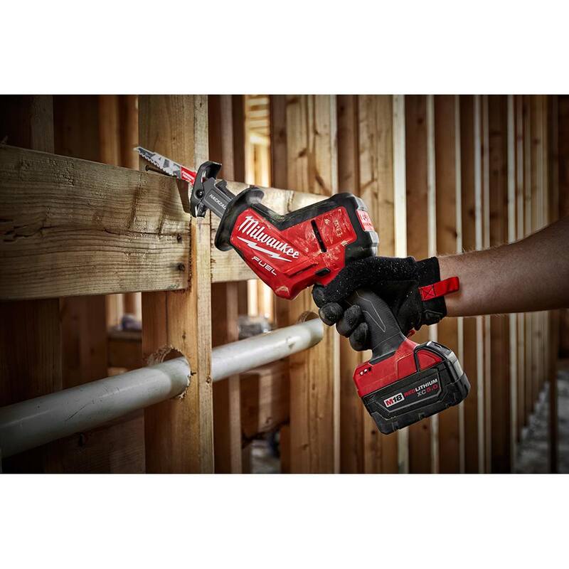 Milwaukee M18 FUEL 18V Lithium-Ion Brushless Cordless HACKZALL Kit de sierra reciproca W/ M18 FUEL 1/2 pulg. Mezclador de lodo - 2719-21-2810-20