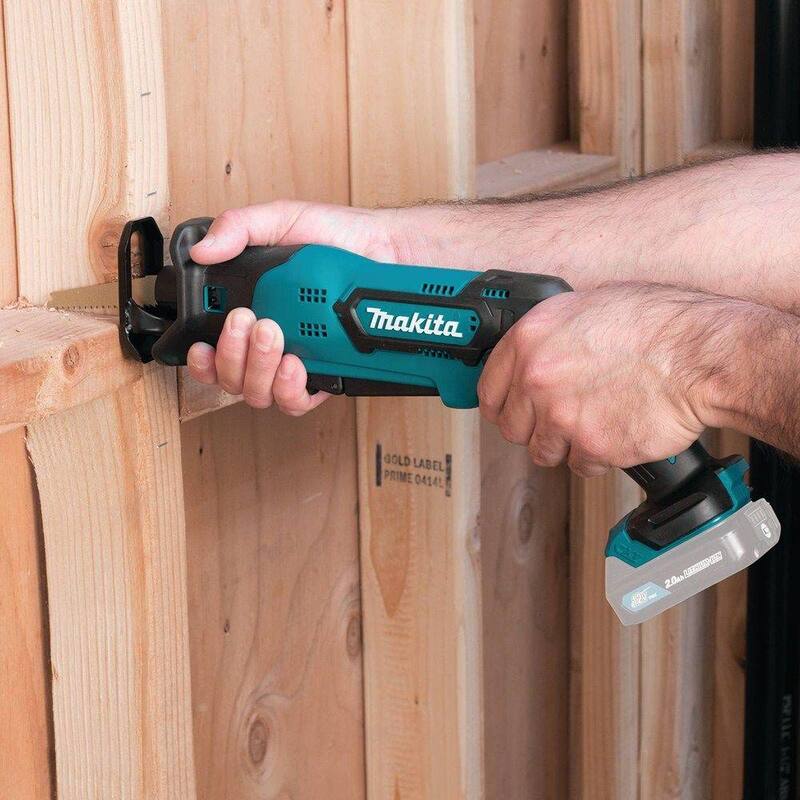 Sierra reciproca inalámbrica de iones de litio Makita 12V max CXT (Herramienta solamente) - RJ03Z