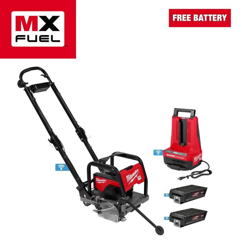 Sierra de concreto verde Milwaukee MX FUEL de iones de litio de 6 pulgadas con kit de (2) baterías FORGE XC8.0 y (1) súper cargador MX FUEL - MXF316-2XC.