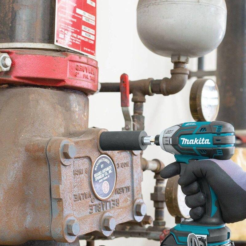 Makita 18V LXT Lithium-Ion 1/4 pulg. Destornillador de Impacto Inalámbrico sin Escobillas de Impulso de Aceite de 3 Velocidades (Herramienta Únicamente) - XST01Z