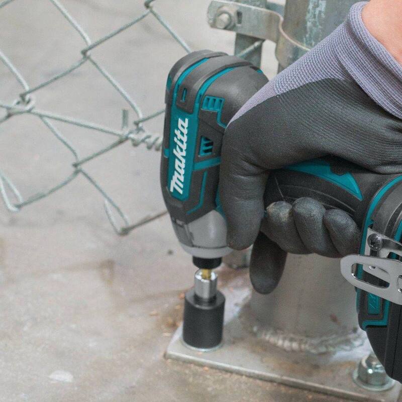 Makita 18V LXT Lithium-Ion 1/4 pulg. Destornillador de Impacto Inalámbrico sin Escobillas de Impulso de Aceite de 3 Velocidades (Herramienta Únicamente) - XST01Z