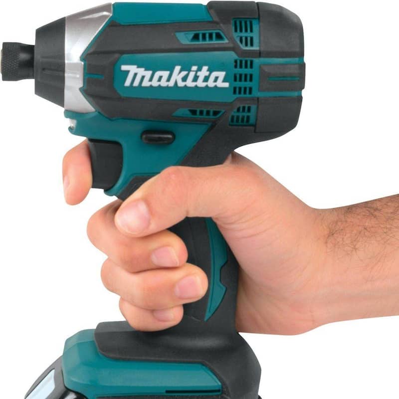 Makita 18V LXT Lithium-Ion 1/4 in. Destornillador de impacto inalámbrico de velocidad variable (herramienta solamente) - XDT11Z