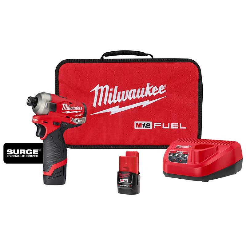 Milwaukee M12 FUEL SURGE 12V Atornillador de impacto compacto inalámbrico con motor sin escobillas de 1/4 pulg. Hexagonal, Kit compacto con dos baterías de 2.0Ah, bolsa - 2551-22