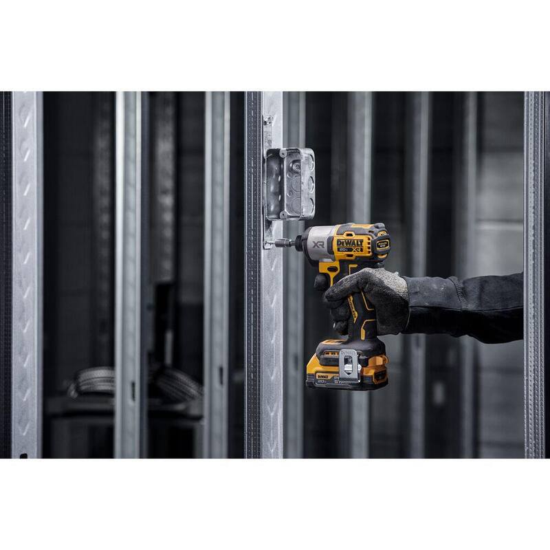 DEWALT 20V MAX XR Kit de Impacto Inalámbrico sin Escobillas de Litio-Ion de 1/4 de pulgada y 3 velocidades con baterías de 2Ah y 1.7Ah, cargador y estuche - DCF845D1E1