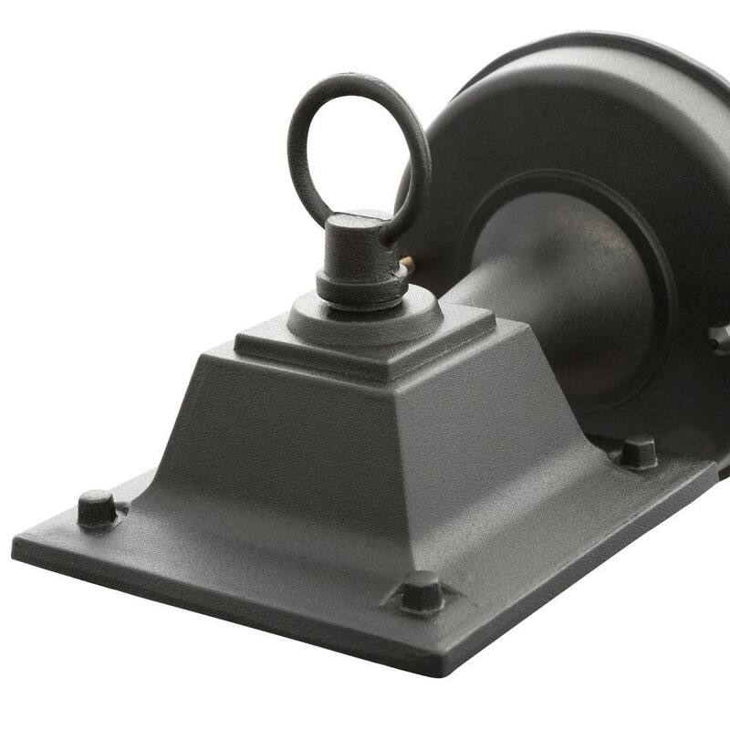 Lámpara de pared para exteriores Hampton Bay 8.19 pulgadas en negro con estilo de farol de entrenador y cristal transparente, alambrado duro, sin foco incluido - G14806-BK.