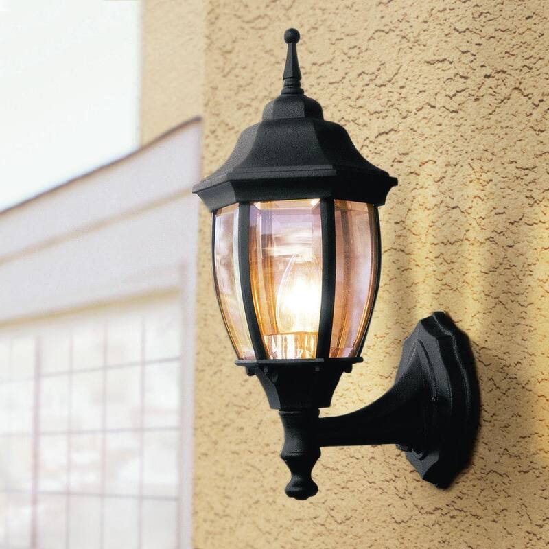 Luz de pared exterior decorativa Hampton Bay de 14.37 pulgadas en negro de encendido al atardecer y apagado al amanecer con cableado duro, con farol de pared sin bombilla incluida - G14796-BK