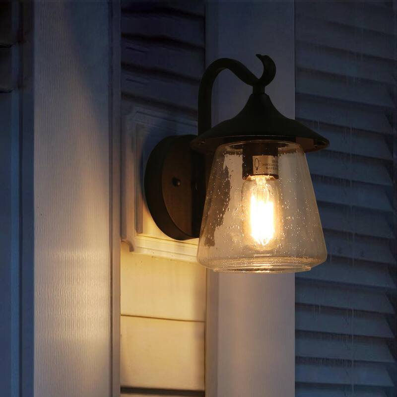 Lámpara de pared exterior LNC Modern Frosted Black Porch con un foco clásico y una pantalla de vidrio claro sembrado en forma de hongo - VAFNYAHD13356V6