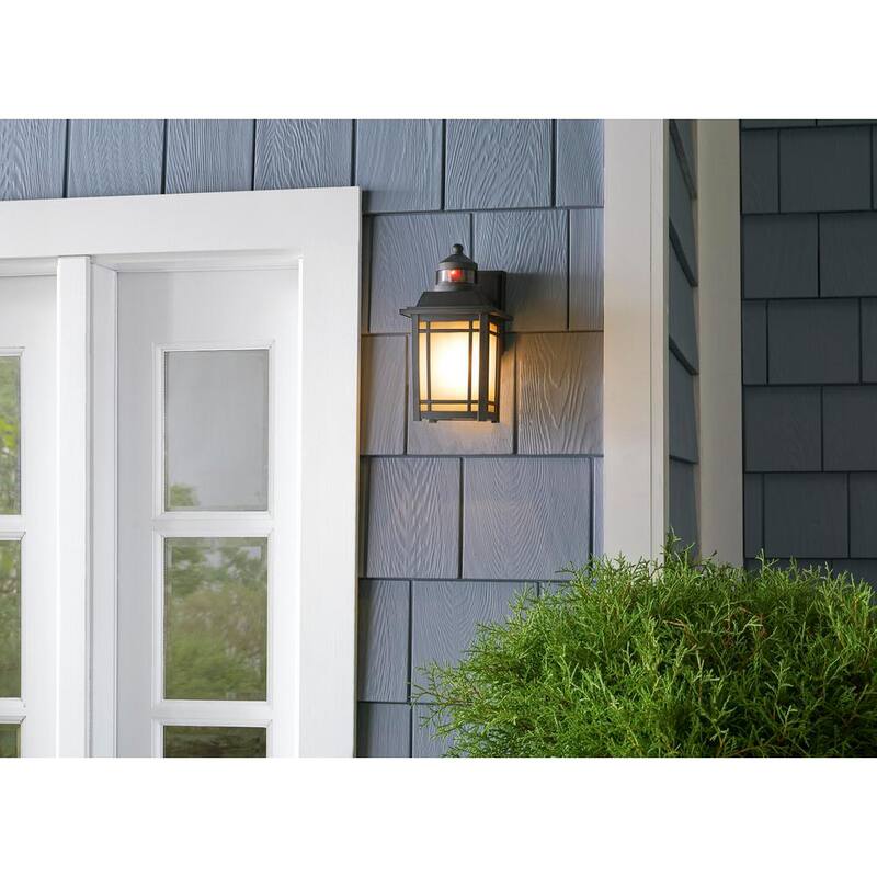 Colección de Decoradores para el Hogar Port Oxford 10.6 in. 1 Luz Aceitado con Sensor de Movimiento Candelabro de Pared Exterior Cableado Linterna - 22231
