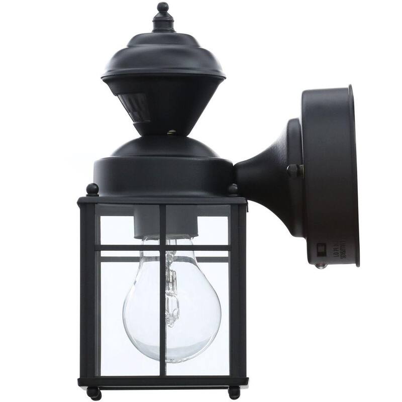Hampton Bay Bayside 9.5 pulgadas. Linterna de Pared Exterior con Sensor de Movimiento para Granja, color Negro, con Cableado Duro, No Incluye foco - HB-4132-MB