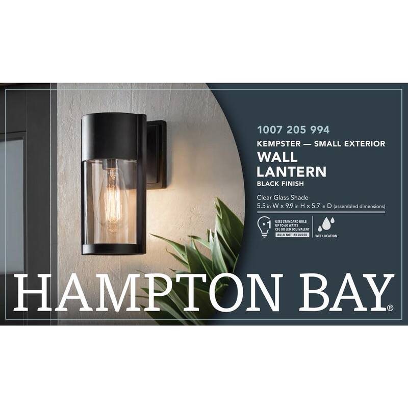 Luz de pared exterior moderna de un solo foco en negro mate Hampton Bay Kempster de 9.92 pulgadas con vidrio transparente - W2220-11