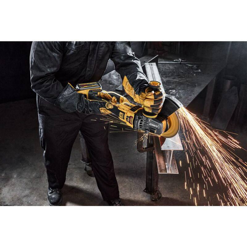 Amoladora angular inalámbrica DEWALT 60-Vol MAX de 7 a 9 pulgadas (sólo la herramienta) - DCG460B