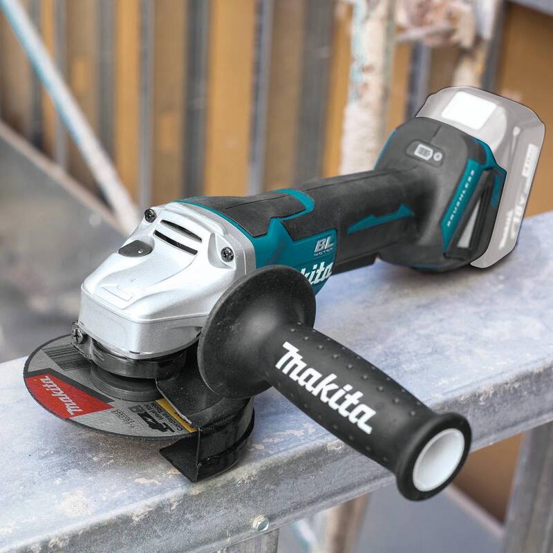 Makita Amoladora Angular Inalámbrica sin Escobillas de Litio-Ion LXT de 18V de 4-1/2 in./5 in. con Interruptor de Paleta de Corte/Angular (Herramienta Únicamente) - XAG11Z