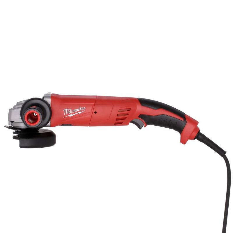 Esmeriladora angular pequeña Milwaukee de 13 amperes y 5 pulgadas con agarre de gatillo - 6124-31
