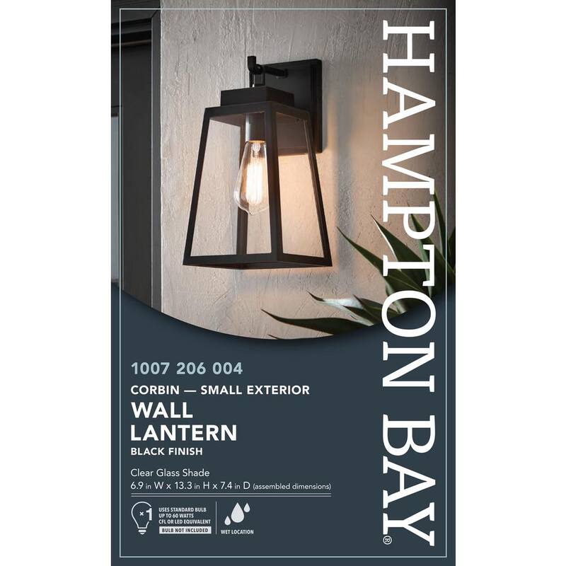 Linterna de pared exterior Hampton Bay Corbin Medium de 13 pulgadas, moderna, de un foco, con diseño cónico en color negro, con cableado duro y pantalla de cristal transparente - W2205-21