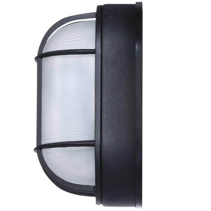 Lámpara de Pared Exterior Hampton Bay Oval Negra de 8.5 pulgadas con 1 Luz estilo Bulkhead - HB8822P-05