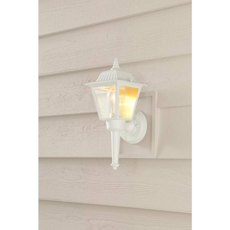 Marca Privada sin Marca de 13.5 pulgadas. Luminaria de Pared para Exterior de 1 Luz, Color Blanco, con Vidrio Transparente - HW 5004.