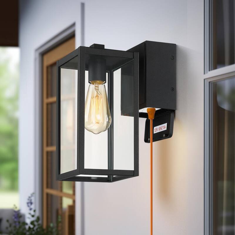 Verdadero y Fino Linterna de Pared para Exteriores Trevot de 1 Luz de 12 pulgadas en Negro con Enchufes GFCI Incorporados - TD130001OT.
