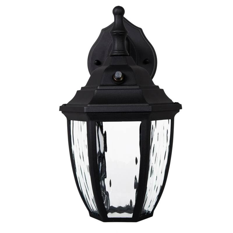 Lámpara de pared para exteriores Maxxima de 1 luz LED en color negro con sensor de anochecer a amanecer - MEL-6150W