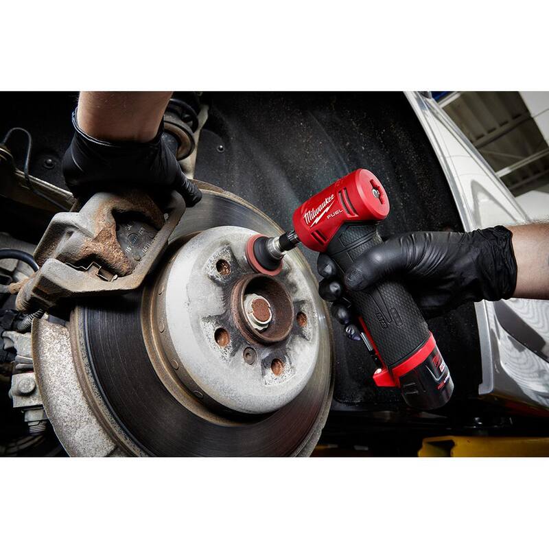 Milwaukee M12 FUEL 12V Rectificadora de ángulo recto sin escobillas de 1/4 de pulgada con batería de iones de litio inalámbrica y kit de M12 XC con batería de alta potencia de 5.0 Ah - 2485-22-48-11-2450