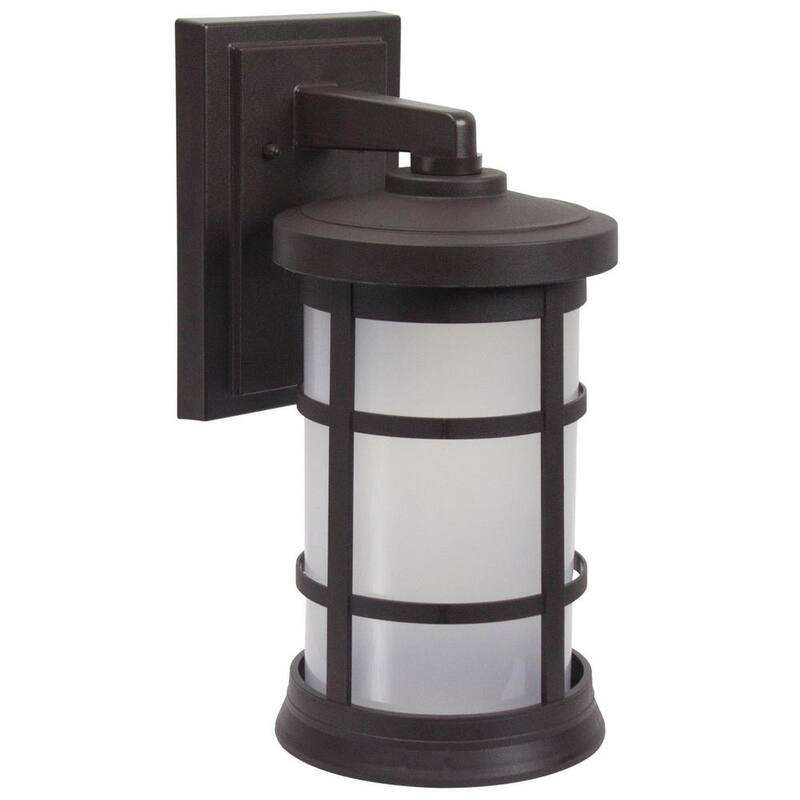 Luminaria de pared exterior redonda compuesta de bronce con LED SOLUS de 15.25 pulgadas x 7.4 pulgadas con lámpara LED de 3000K y lente acrílica mate - SC50VF-LE26W-BZ.