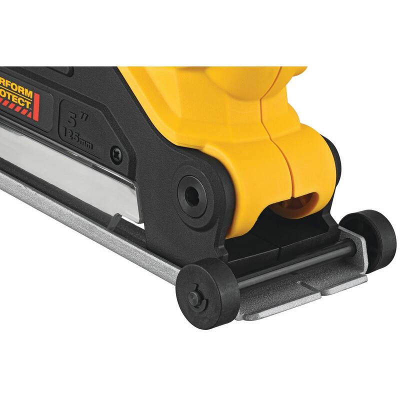 DEWALT 13 Amp Corded 4.5 - 5 pulgadas Angle Grinder Kit con Dust Shroud - DWE46123