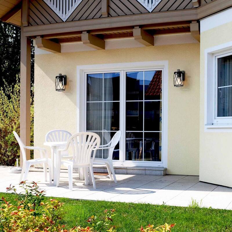 Luz de pared para porche al aire libre Uolfin Farmhouse 1 luz Linterna de pared para patio artesanal negro con pantalla de vidrio transparente (paquete de 2) - 62897ZJ22I3256D
