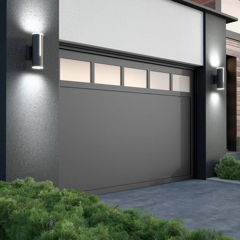 Lámpara Artika Linea Black Modern Dusk to Dawn con LED integrado para exteriores, instalación fija en garaje y porche en forma de cilindro - OUT-LIN.