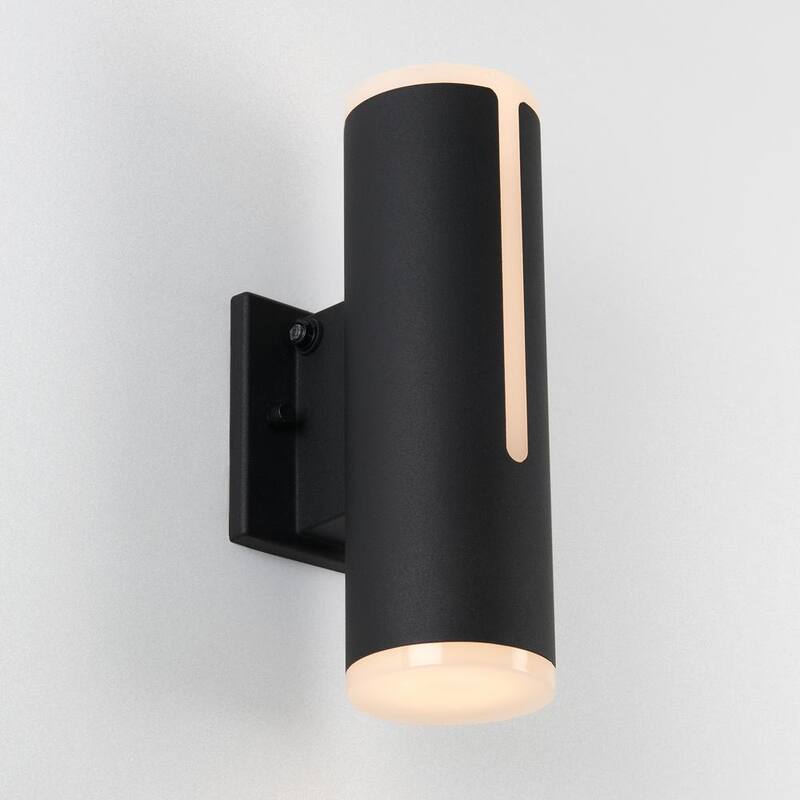 Lámpara Artika Linea Black Modern Dusk to Dawn con LED integrado para exteriores, instalación fija en garaje y porche en forma de cilindro - OUT-LIN.