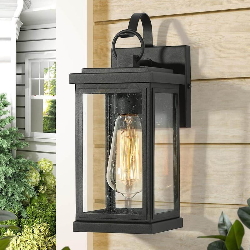 Lámpara de pared exterior de un foco en negro mate moderno LNC con pantalla de vidrio repleto de semillas y un toque clásico de porche. Lámpara de pared para exteriores en patios - E6Z6ZNHD1473848