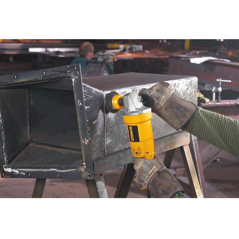 Amoladora angular media DEWALT de 12 amperes y 5 pulgadas a 10,000 RPM - DW831.