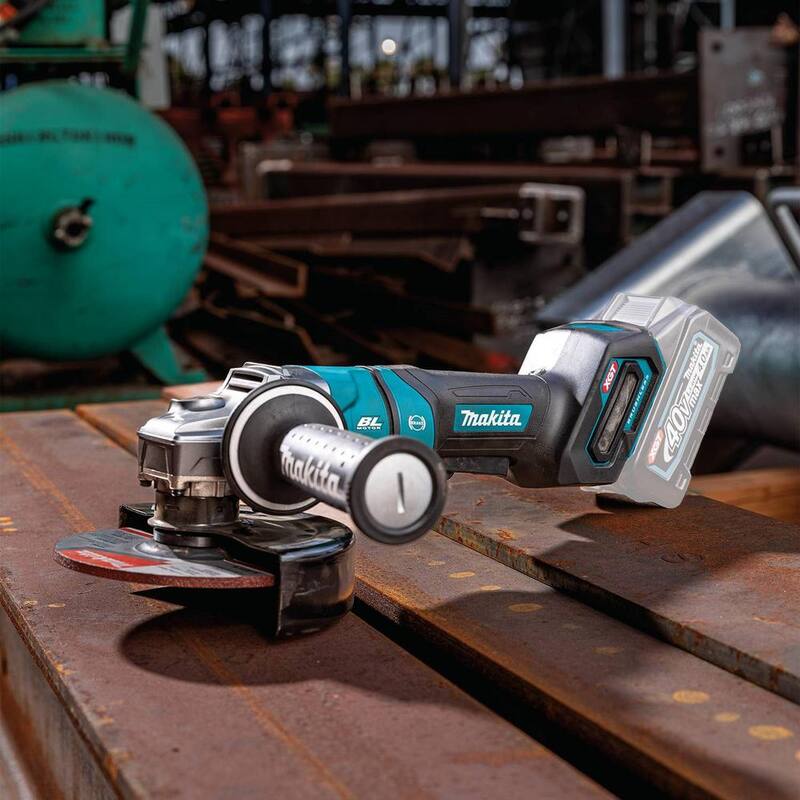 Amoladora angular inalámbrica Makita 40-Volt Maximum XGT sin escobillas de 4-1/2/6 pulgadas con interruptor de paleta, freno eléctrico, herramienta únicamente - GAG14Z