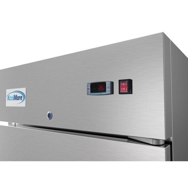 Koolmore 29" Stainless Steel Solid Door Commercial Reach-In Refrigerator Cooler  - 19 cu. ft () - RIR-1D-SS-19C