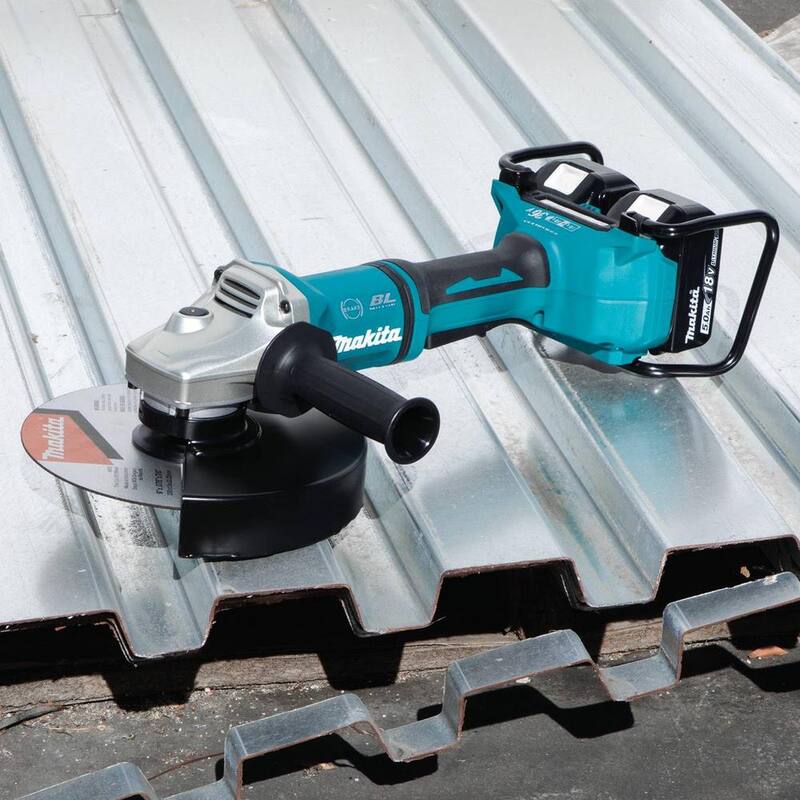 Makita 18V X2 LXT de iones de litio (36V) sin escobillas Cortadora de ángulo inalámbrica de interruptor de paleta de 9 pulgadas con freno eléctrico Kit de amoladora de corte - XAG13PT1