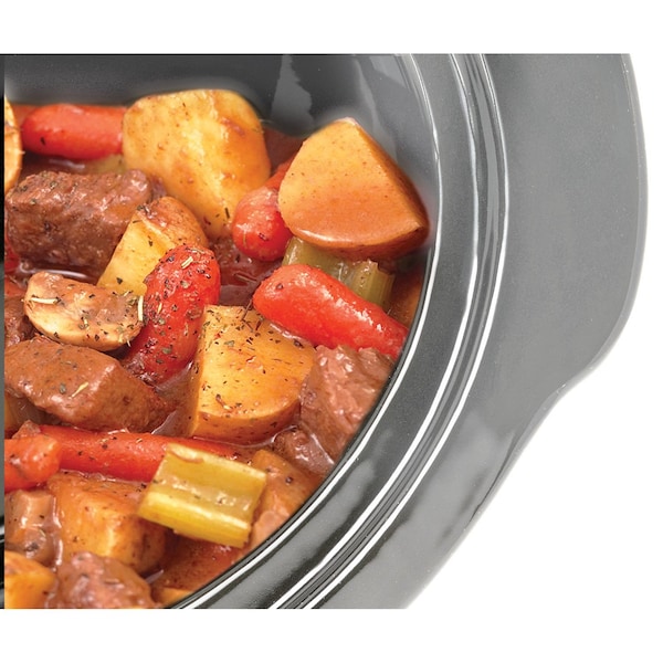 Betty Crocker 6-quart Oval Digital Slow Cooker, White - BC-4587W