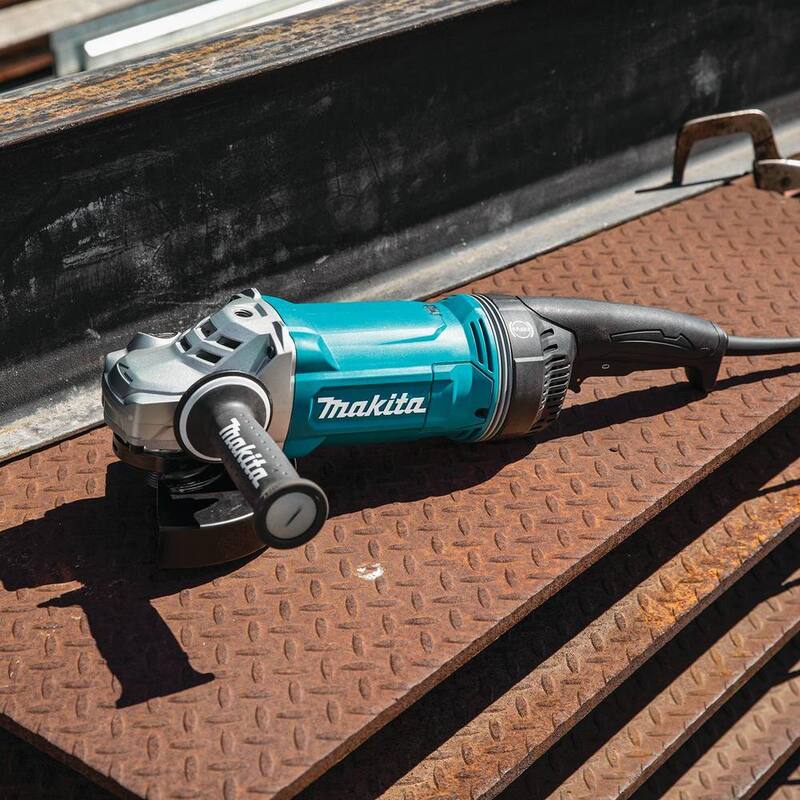 Amoladora angular con cable Makita de 7 pulgadas con AFT y freno - GA7070X1