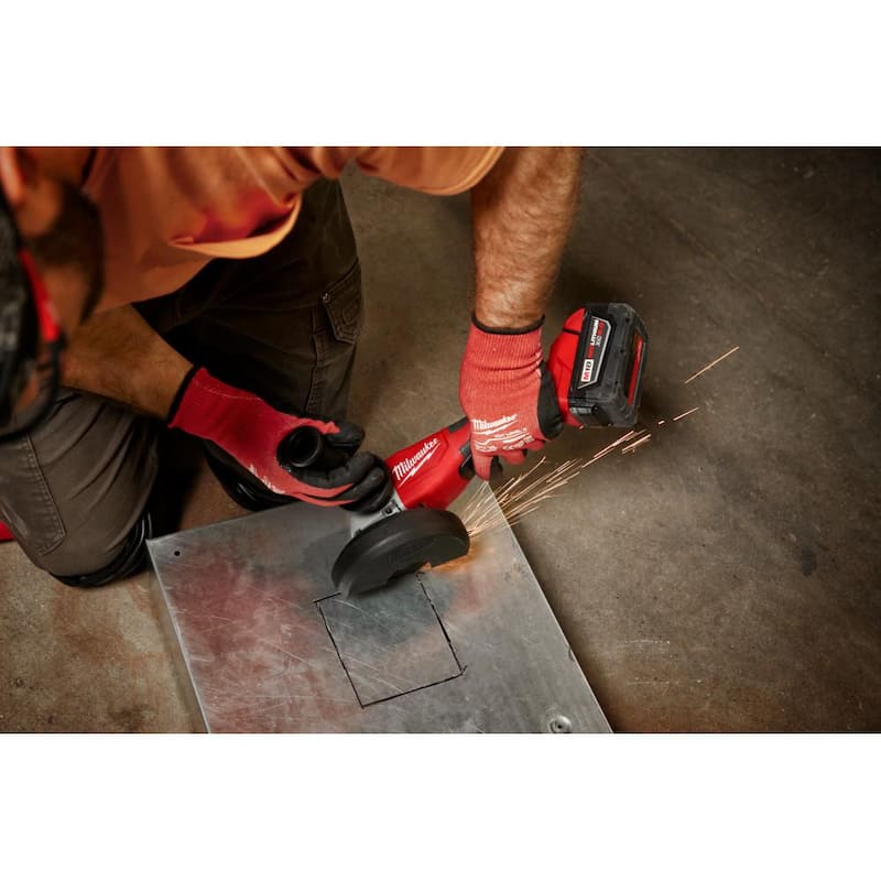 Amoladora inalámbrica sin escobillas Milwaukee M18 de 18 voltios de ion de litio con interruptor de paleta y batería de alto rendimiento de 6.0Ah - 2686-20-48-11-1865