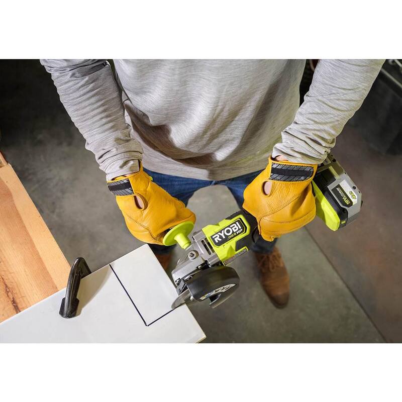 Molinillo angular inalámbrico RYOBI ONE+ HP 18V sin escobillas de 4-1/2 pulgadas con batería de 2.0 Ah y cargador - PBLAG01B-PSK005.