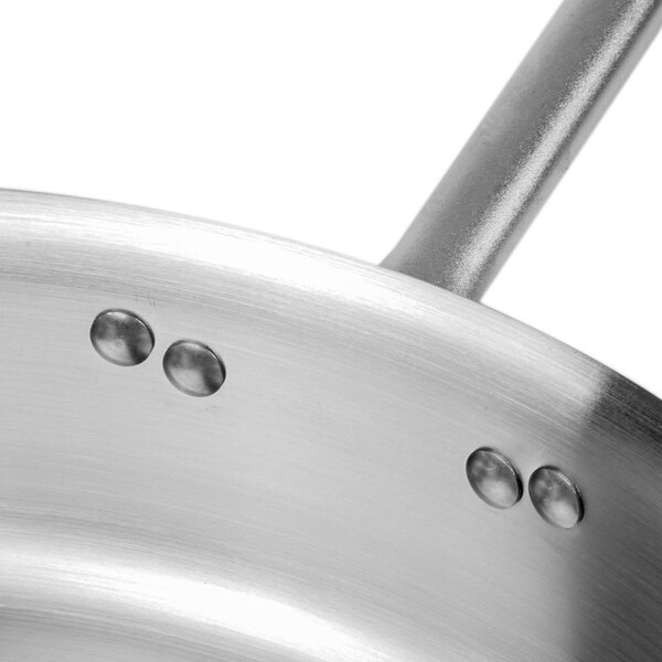 Vollrath Co Vollrath® Tribute saute Pan, 77747, 7-1/2 Quart Capacity, 2-7/8" Depth - 77747