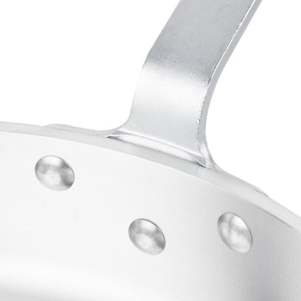 Vollrath Co Vollrath® Wear-Ever Classic Select Heavy-Duty saute Pan, 4074, 2 Gauge, 7-1/2 Quart Capacity - 4074