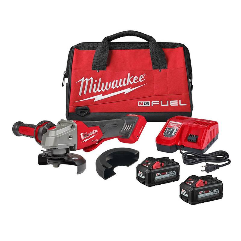 Amoladora inalámbrica Milwaukee M18 FUEL 18V de iones de litio sin escobillas de 4-1/2/5 pulgadas, con interruptor de paleta, llave de impacto de 1/2 pulgadas y 2 baterías - 2882-22-2855-20.